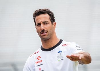 Ricciardo diz que a contratação de Perez não descarta retorno da Red Bull à F1