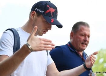 Verstappen sob pressão em Jeddah, sem Jos.