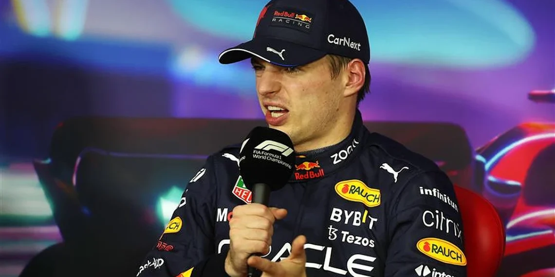 Funcionário da Red Bull ameaça sair devido a possível mudança de Max Verstappen para outra equipe.