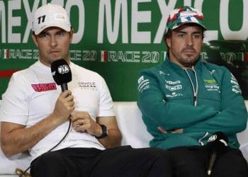 Sergio Perez svela il problema principale nella richiesta di Fernando Alonso per ‘ulteriori prove pre-stagionali’