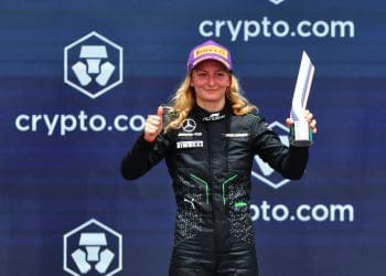 Manobra de Hamilton não foi suficiente para competir com Pulling no evento da F1 em Miami.