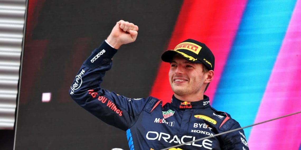 Wolff fornece última atualização da Mercedes na perseguição a Verstappen na F1 para 2025.