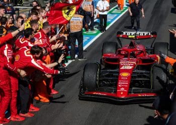 Mark Hughes: Ferrari igualou a velocidade da Red Bull na Austrália.