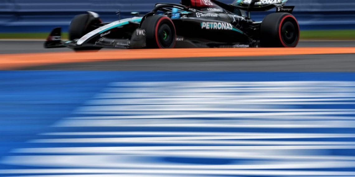 Mark Hughes explica por que a Mercedes lidera a velocidade na Fórmula 1 no Canadá.