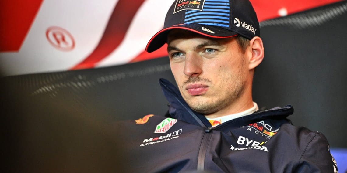 Verstappen acredita que a F1 precisa reduzir o peso em pelo menos 100kg.