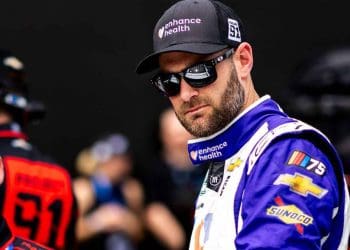 Shane van Gisbergen, da Trackhouse Racing, lamenta a perda de sua mãe.