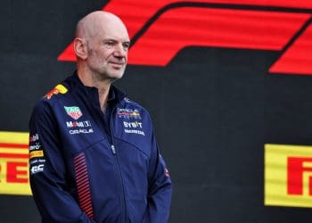 Newey equipe jurídica trabalhando em estratégia para saída prematura da Red Bull F1 – relatório
