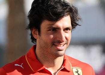 Sainz : Prolongation de contrat avec Ferrari en bonne voie jusqu’à l’annonce inattendue de Hamilton.