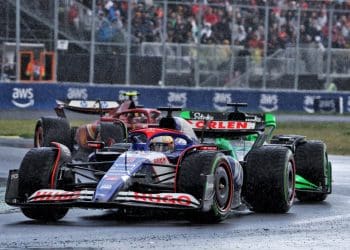 Ricciardo expõe problema de embreagem causando largada falsa no GP do Canadá.