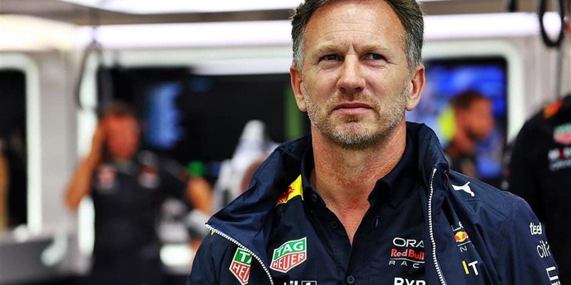 Antigo apresentador da Sky F1 fala durante novo escândalo de sexismo.