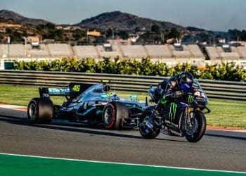 Hamilton elogia recente compra da Liberty Media de MotoGP como « empolgante ».
