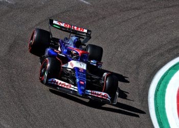 Ricciardo acredita que a Red Bull pode competir com as cinco principais equipes de Fórmula 1 ao ter fins de semana bem-sucedidos.