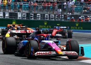 Ricciardo satisfeito ao atualizar memória com quarto lugar no F1 Sprint de Miami.