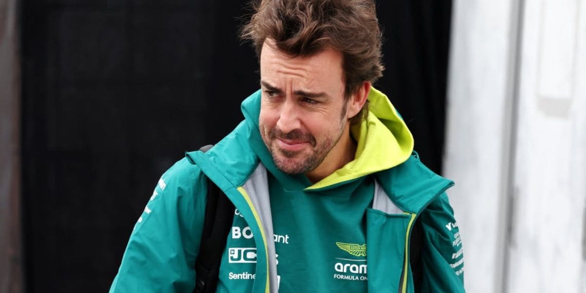 Alonso ponderou duas razões antes de renovar com a Aston Martin F1.