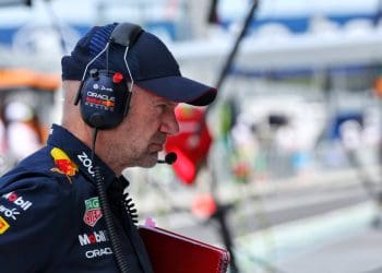 NEW Falha mecânica revelada por Newey para sua saída iminente da Red Bull F1.