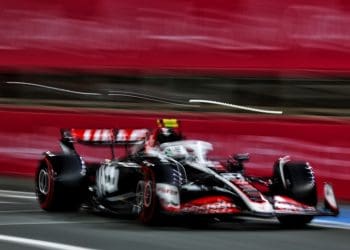 Hulkenberg não sabia da estratégia de Magnussen no Grande Prêmio da Arábia Saudita.
