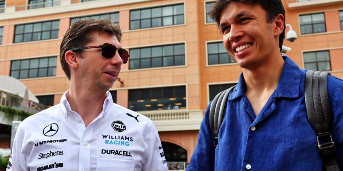 Albon compartilha informações sobre o envolvimento de Vowles na extensão do acordo da Williams F1