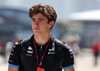 Piloto australiano Jack Doohan substituirá Esteban Ocon na primeira sessão de treinos no Grande Prêmio do Canadá de Fórmula 1.