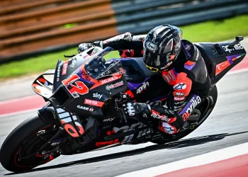 Abril preocupa-se com problema de embreagem de Vinales antes da corrida de MotoGP em COTA