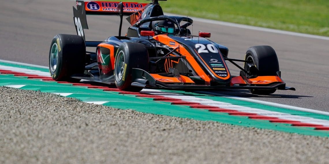 Leão domina corrida de F3 em Imola prejudicada pelo Safety Car.