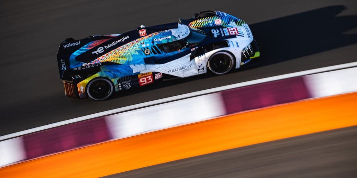 Peugeot’s Muller lidera após uma hora no Catar.