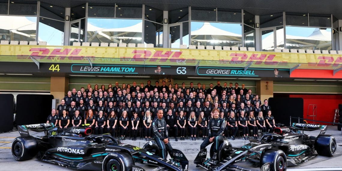 Mercedes F1 relata mais de £500 milhões em receita para 2023.