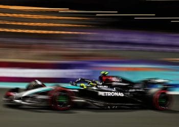 Gary Anderson explica os problemas recorrentes da Mercedes com a instabilidade.