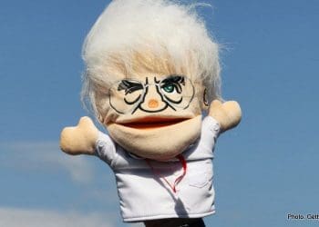 Ecclestone apoia decisão de Massa de processar.