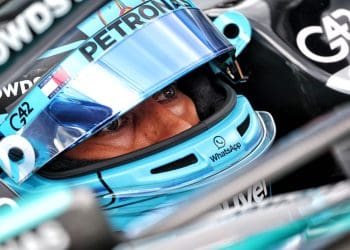 Russell derrota Verstappen em empate pela pole position do Grande Prêmio do Canadá de Fórmula 1.