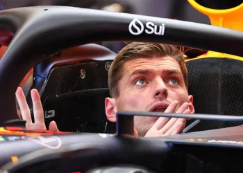 Red Bull e Ferrari se preparam para confronto.