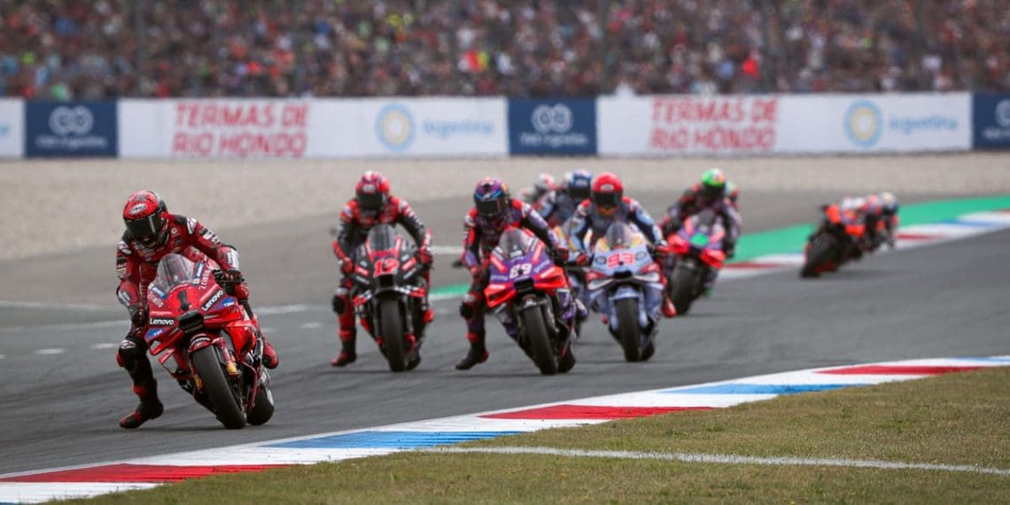 Principais pilotos na TT Holandesa para a corrida de MotoGP de 2024.