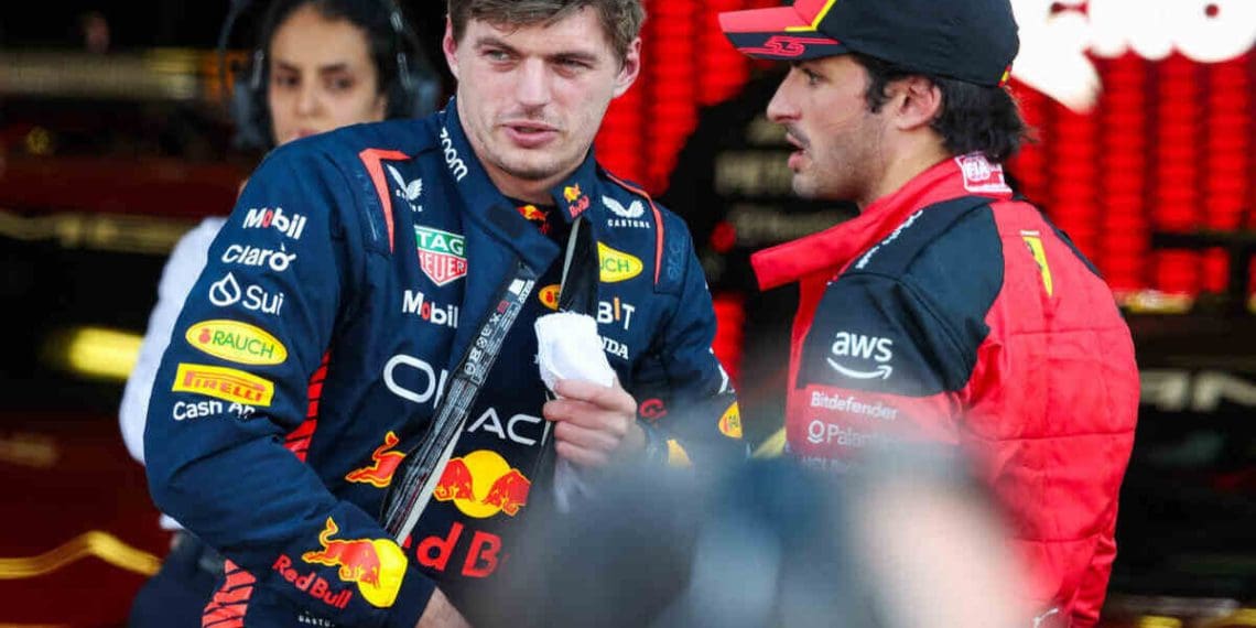 Antigo piloto de Fórmula 1 sugere Carlos Sainz como principal opção para a Red Bull se Max Verstappen sair.