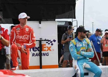 VÍDEO: Denny Hamlin assume responsabilidade por incidente na corrida da Copa do Texas e resultado infeliz.