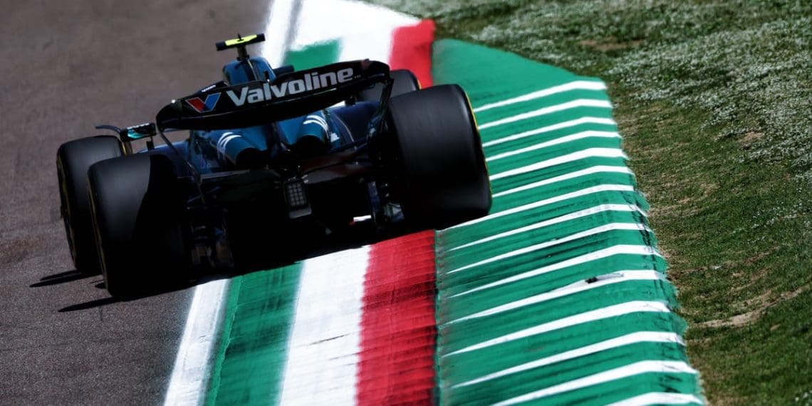 Imola F1 penalidades no grid e posições de largada no pitlane em detalhes.