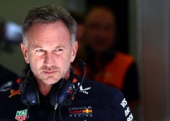 Jos Verstappen adverte que a equipe de Fórmula 1 da Red Bull pode enfrentar conflito interno com o chefe da equipe, Christian Horner.