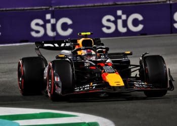 Perez surpreendido por revés ‘invertido’ no evento de F1 na Arábia Saudita.