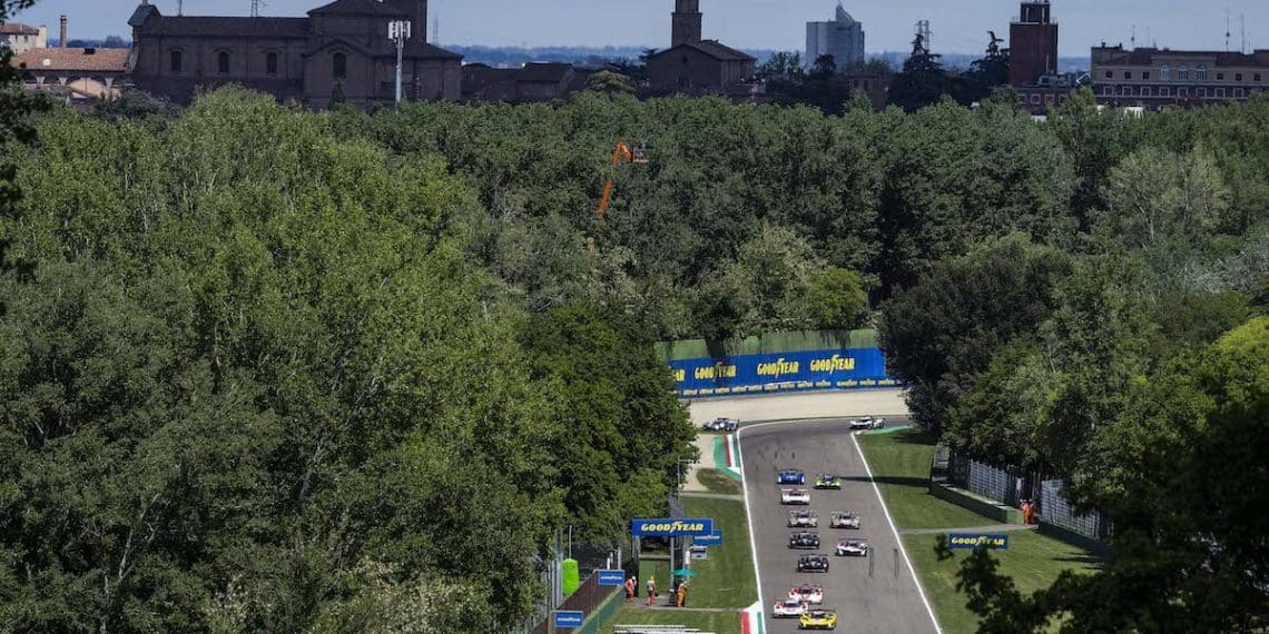 CEO da WEC Lequien diz que não há planos de adicionar mais corridas em 2026, expansão potencial em 2027.