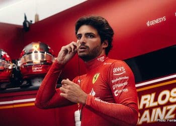 Sainz ou Bearman em Melbourne? Qual é o futuro de Carlos na Fórmula 1?