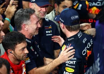 Chefe da Red Bull confuso com possíveis saídas