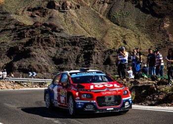 Líderes do ERC Islas Canarias estão separados por apenas 0,3 segundos, aumentando a tensão.