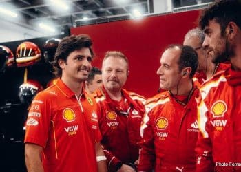 Sainz faz retorno com Ferrari na corrida de F1 na Austrália.