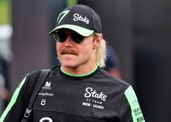 Bottas sugere que escolha de Sainz está atrasando a transferência ‘top’ de 2025 da Fórmula 1