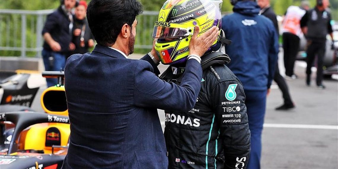 FIA comenta sobre investigação envolvendo Mohammed Ben Sulayem.