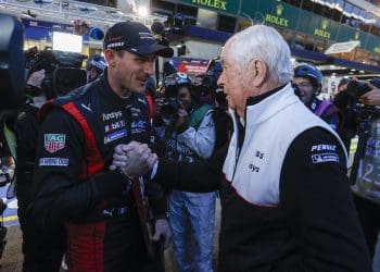 Roger Penske expressa emoção por representar a Porsche em Le Mans.