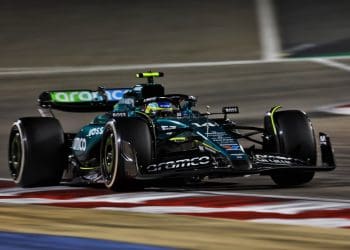 Alonso expressa fé na Aston Martin apesar de decepcionante Grande Prêmio do Bahrein.