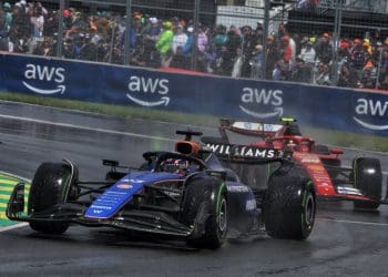 Albon lamenta colisão ‘desapontadora’ com Sainz arruinando chances no Grande Prêmio do Canadá.