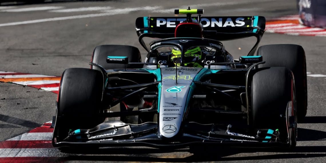 Mercedes pode enfrentar mais desafios na F1 em 2024, alerta Wolff.