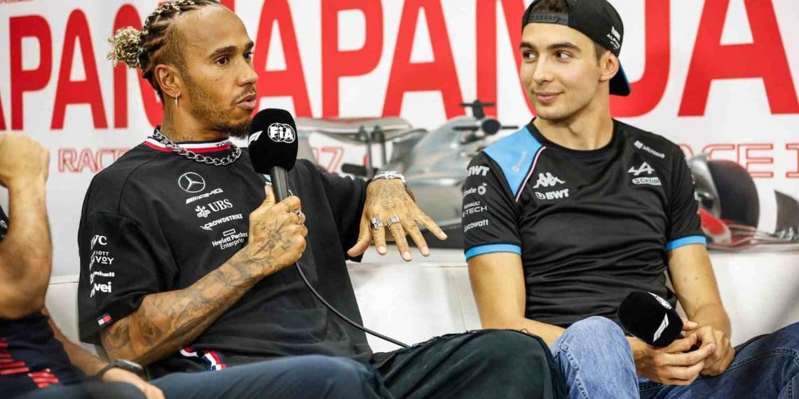 Esteban Ocon revela insights sobre a abordagem de trabalho de Lewis Hamilton.