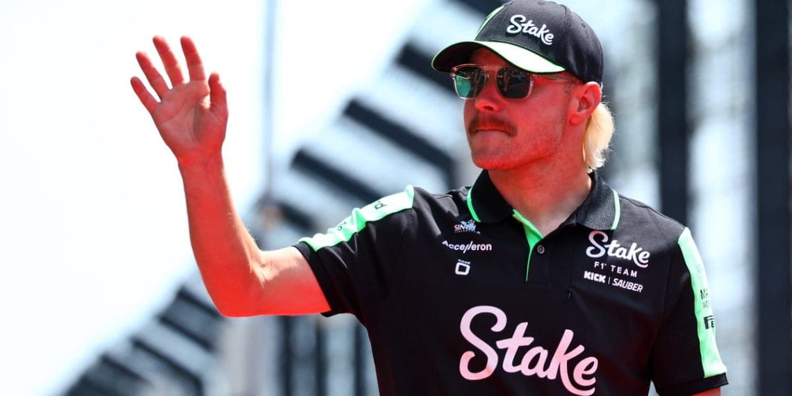 Bottas revela negociações para garantir seu futuro na Fórmula 1 após 2024.