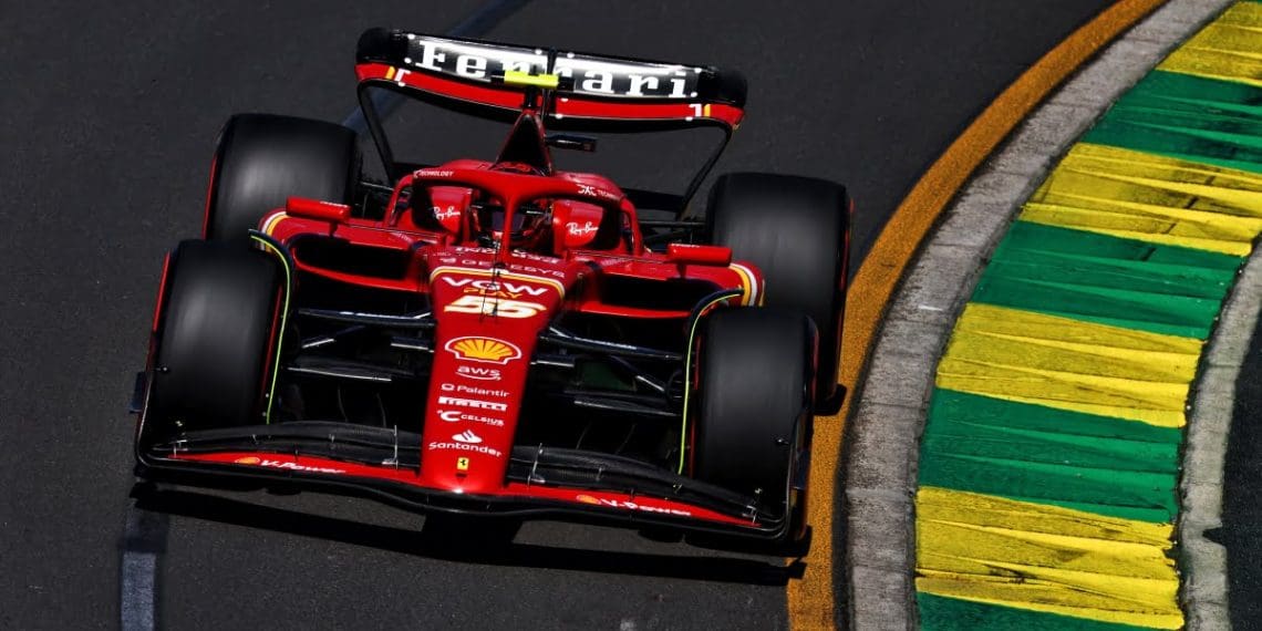 Sainz confia em atualizações da Ferrari na Fórmula 1 para replicar sucesso na Austrália.